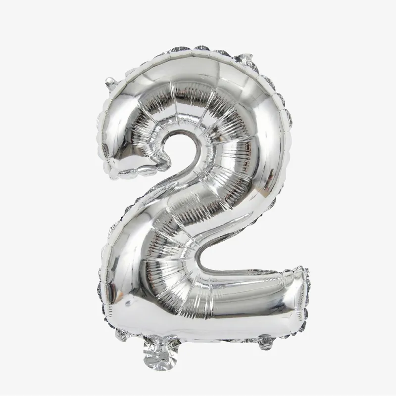 Globos con forma de números (del 0 al 9) dorados o plateados